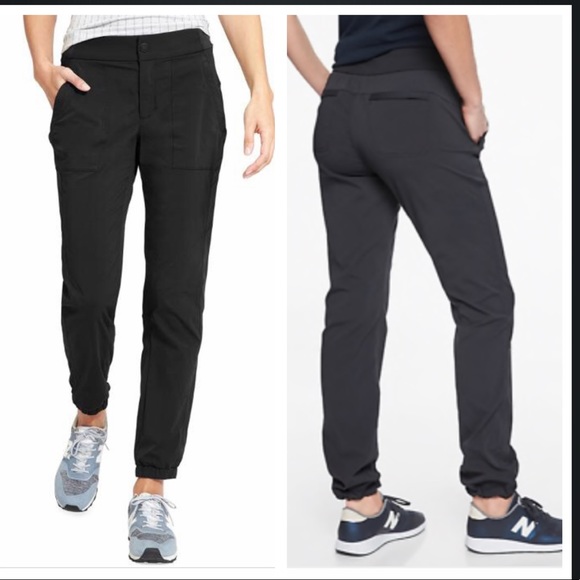 Athleta Pants - Athleta Black Trekki joggers 10